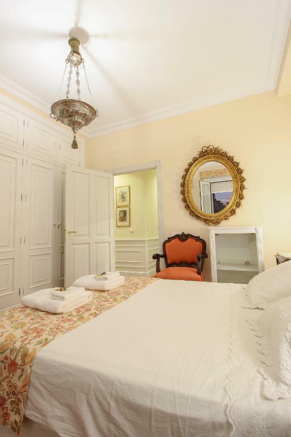 Apartamento La Feria Apartment Seville Exterior photo